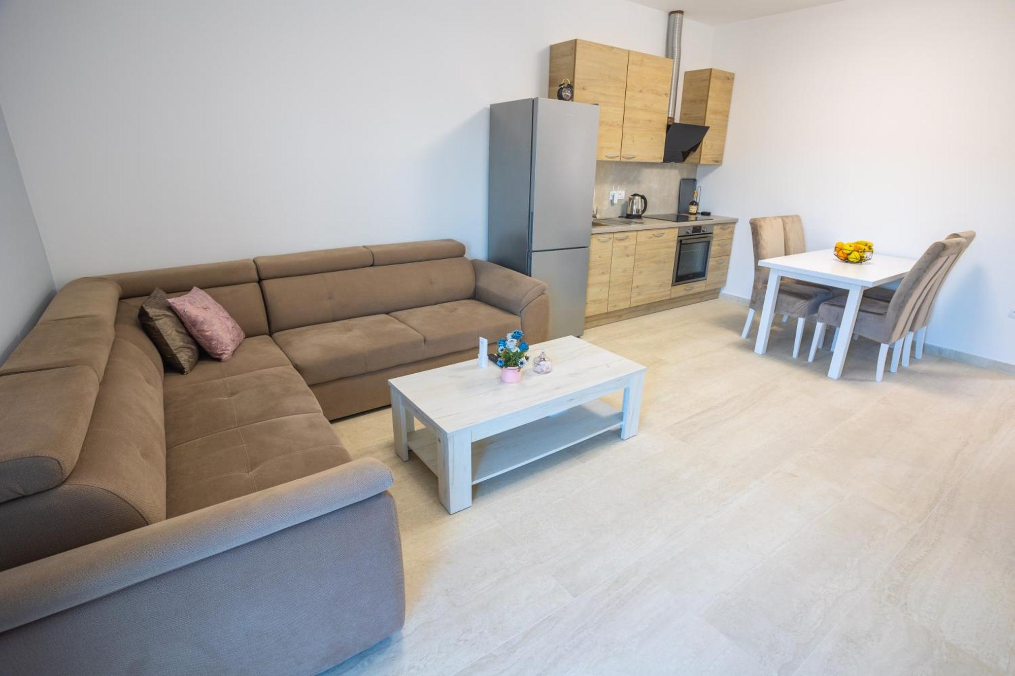 Apartmani Lauc Ljubuski Ngoại thất bức ảnh