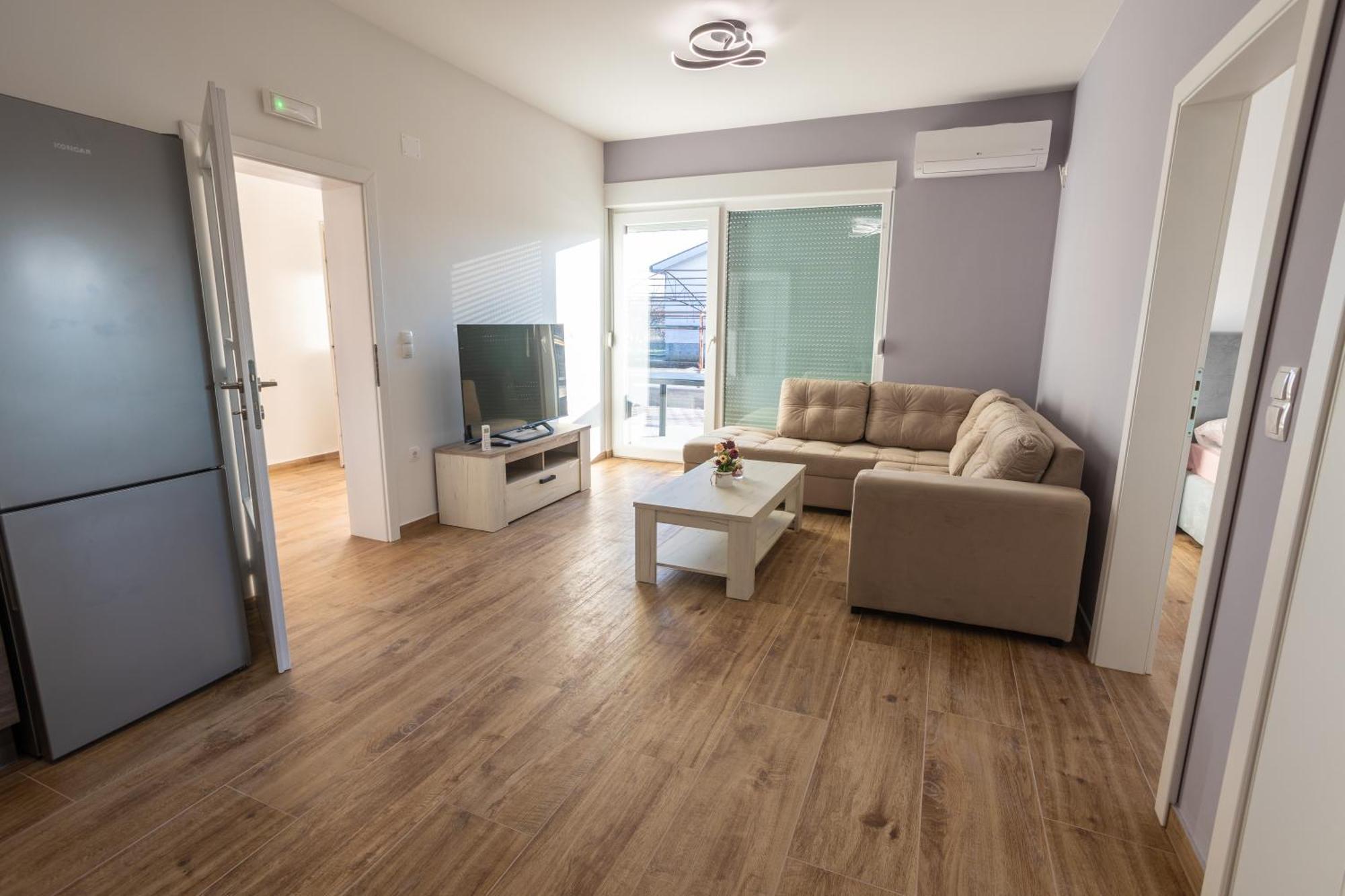 Apartmani Lauc Ljubuski Ngoại thất bức ảnh